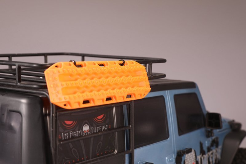 Pedane Laterali In Alluminio GPM Per Traxxas TRX-4 E TRX-6 – Modello C, Nero (GPMTRX4014XBK)